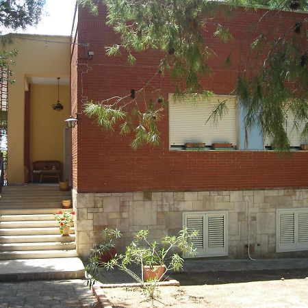 B&B San Salvador Santa Maria al Bagno Bagian luar foto